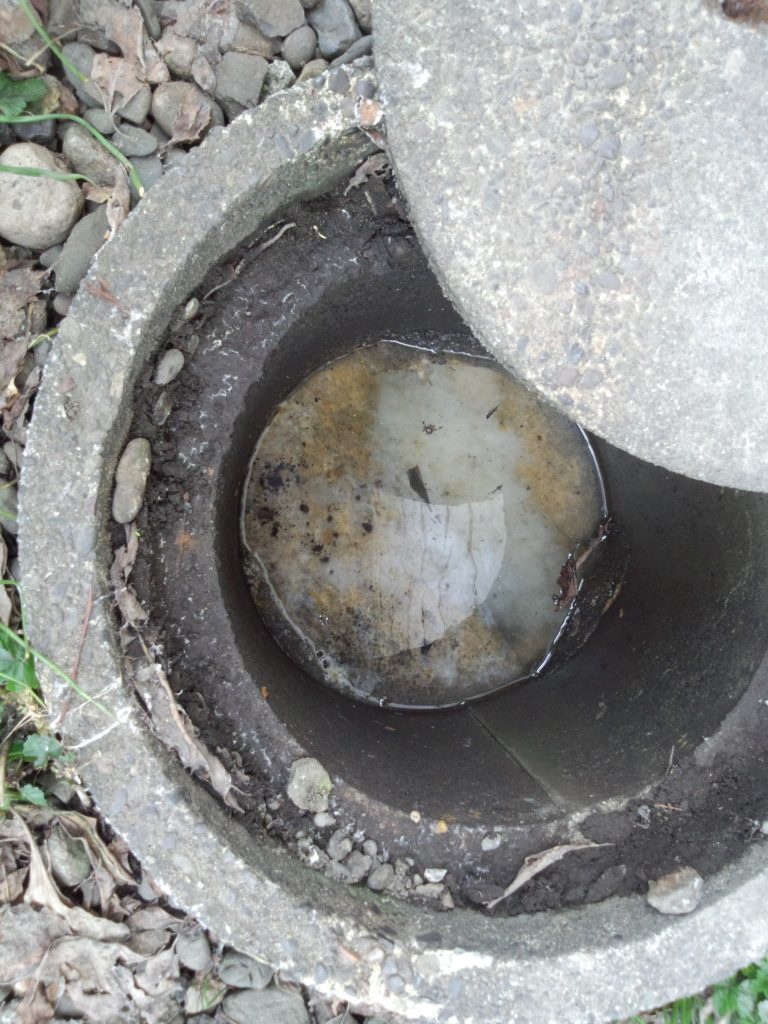 屋外排水つまり高圧洗浄