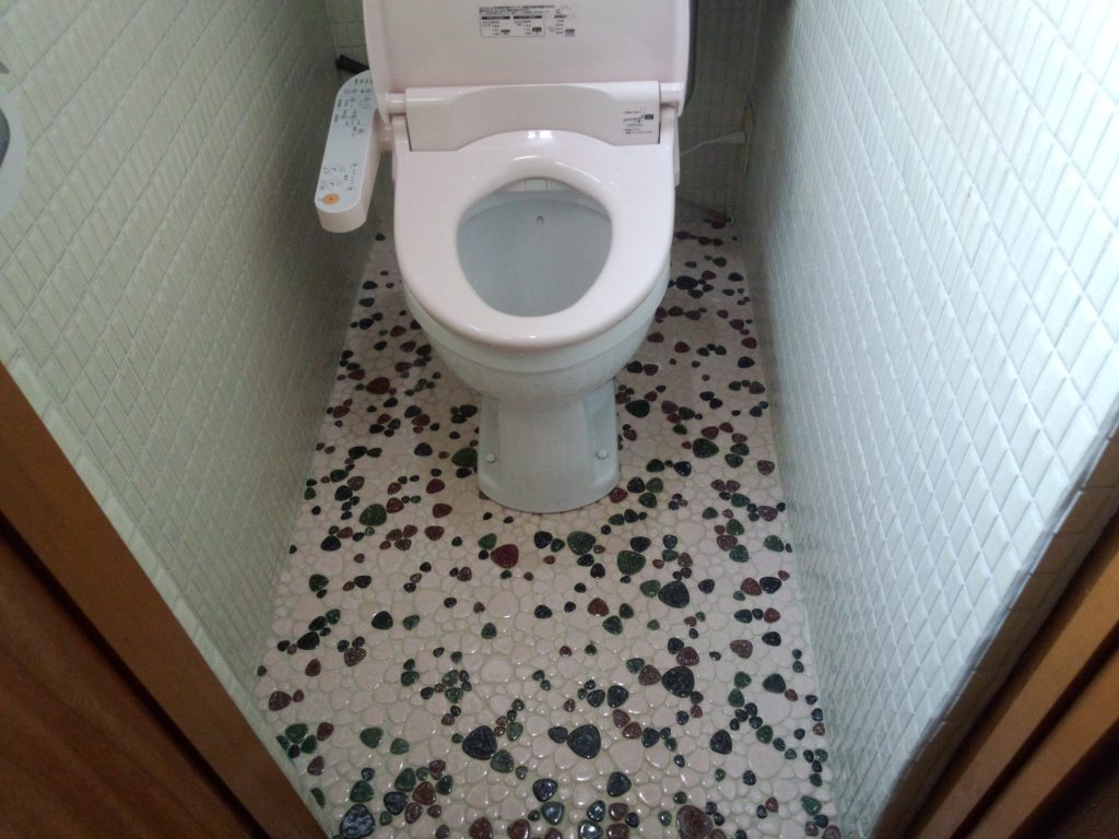 札幌市 そのトイレは危険です Totoウォシュレット設置工事 有限会社アール