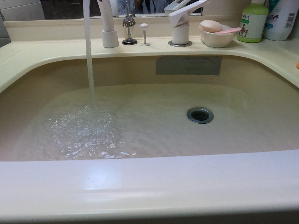 洗面所排水管つまりの直し方