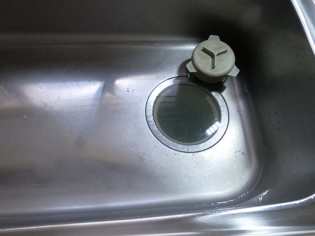 台所の水が流れない