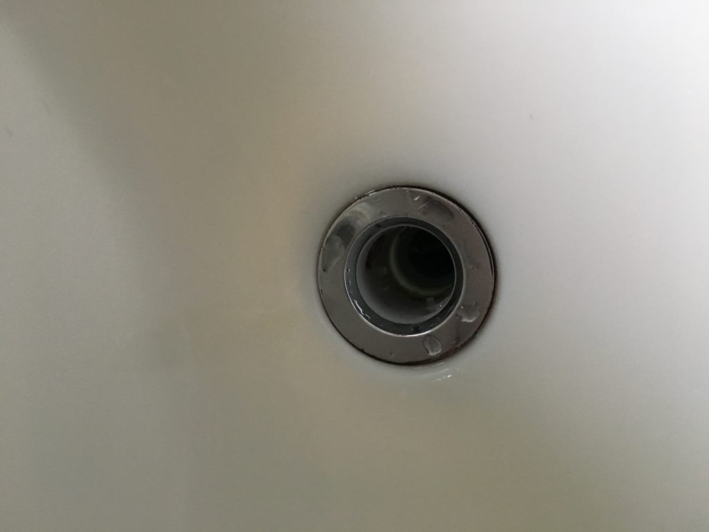 札幌市中央区洗面所排水トラップ交換 排水管交換