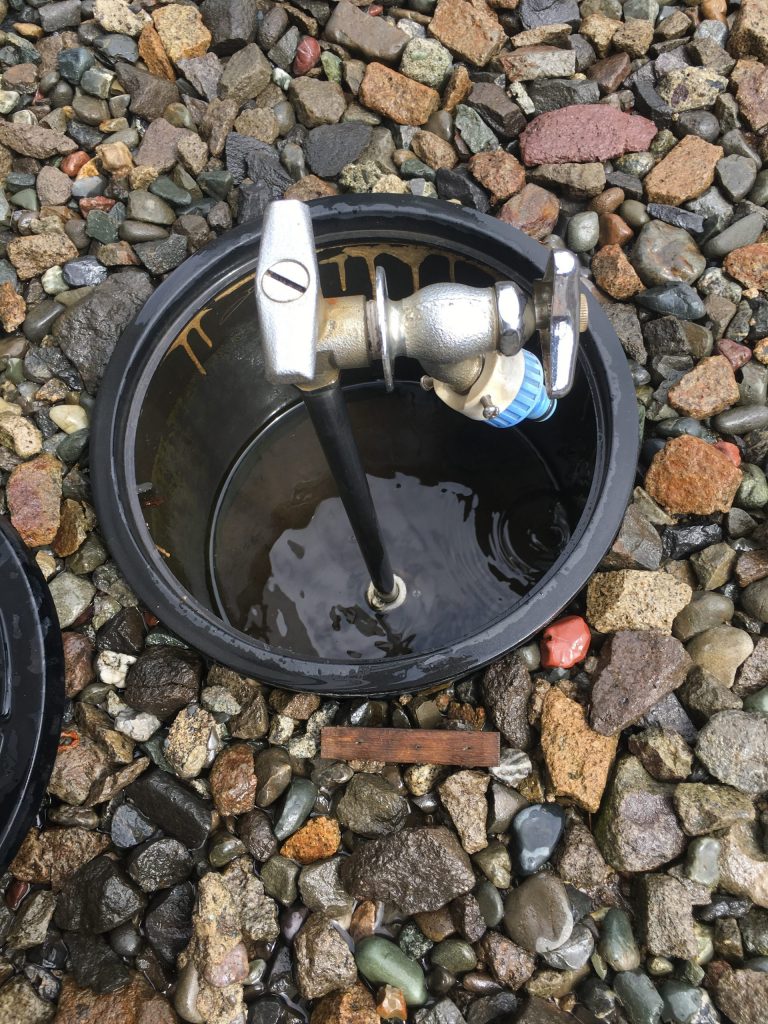 札幌市東区散水栓水漏れ修理,散水栓からの水漏れ,外の水道の水漏れ修理