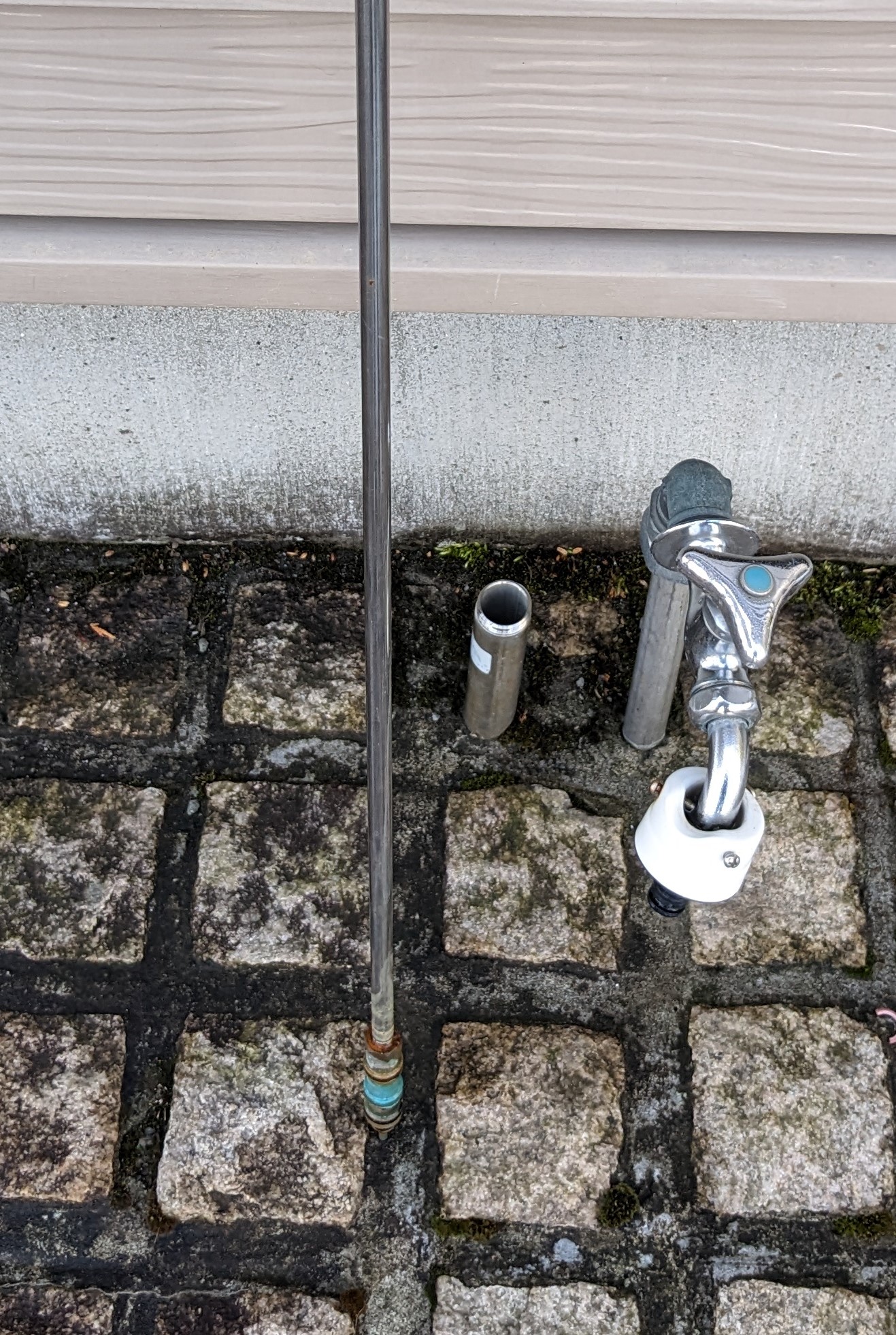 北海道札幌市水抜き栓水漏れ修理，水道管元栓の水漏れ修理